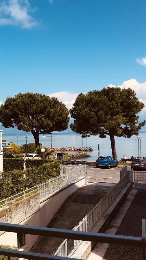 Casa Caterina Lake View Holidays Apartments Peschiera del Garda Exterior photo